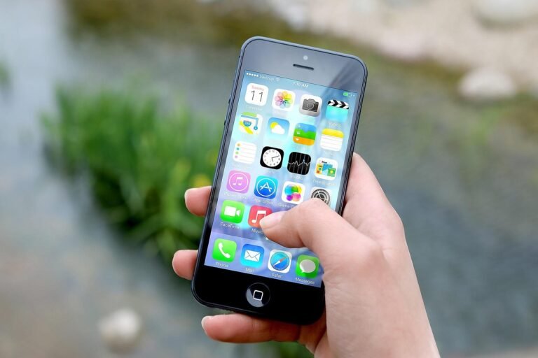 5 iOS apps removed from Apple App Store in 2025